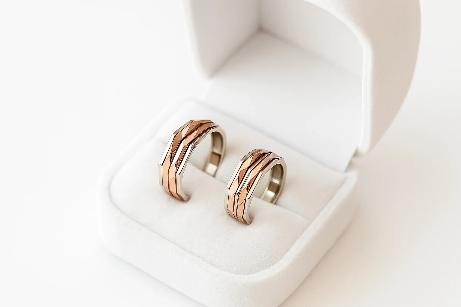 انگشتر طلا زنانه بدون نگین